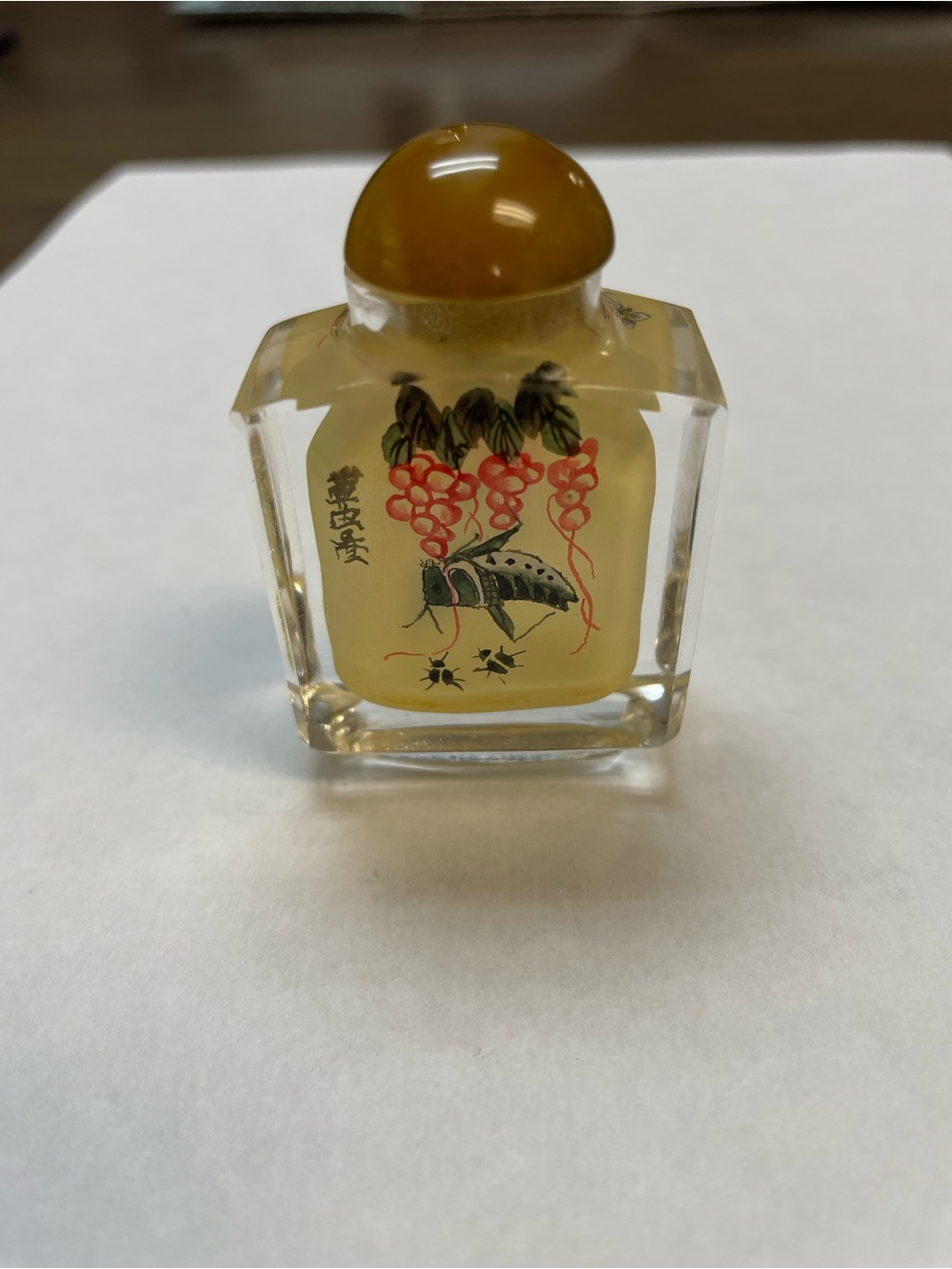 Chinese snuff bottle